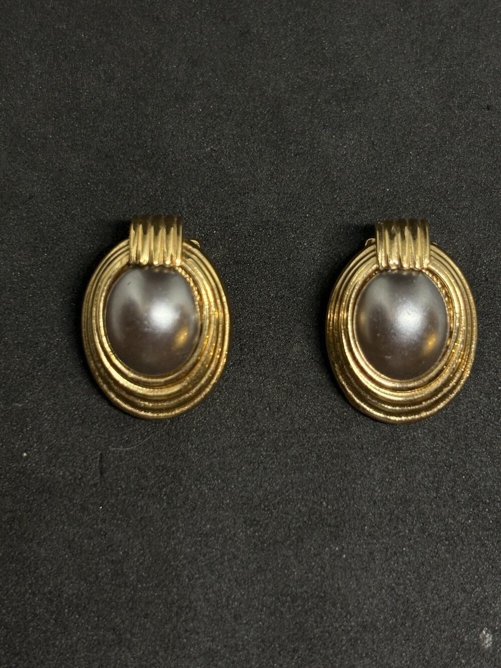 Vintage Christian Dior Gold Tone Faux Grey Pearl Ribbed Clip On Earrings